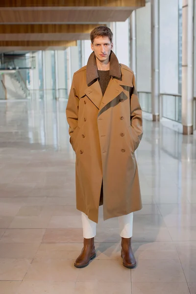 Look 1
